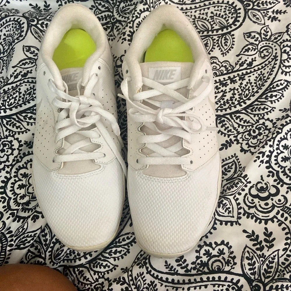 Nike Women's Sideline Cheerleading Shoes